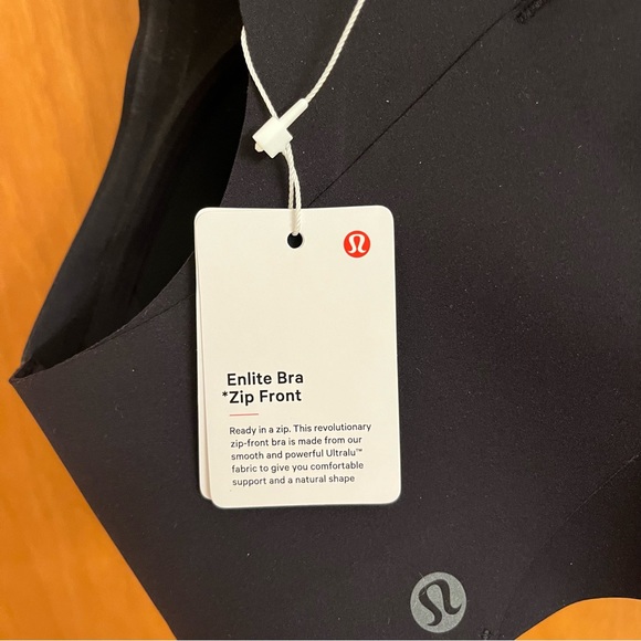 Enlite Front-Zip Bra High Support, A-DDD(E) Cups - Picture 10 of 12